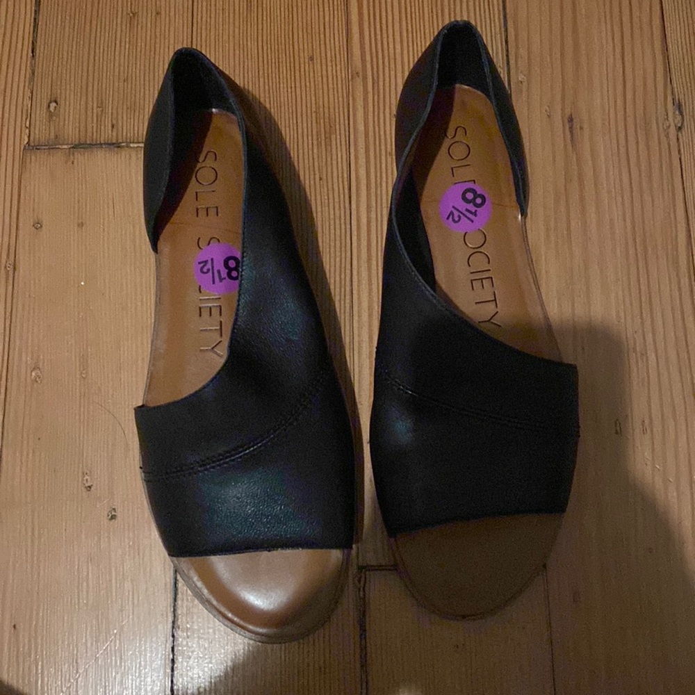Black Sandals